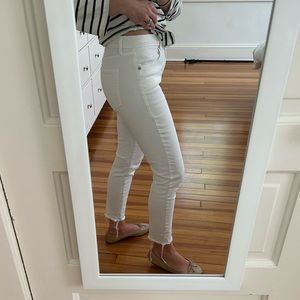 GAP True Skinny White Jean Size 27